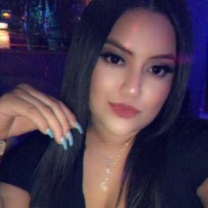 Meet your Posher, Deisy